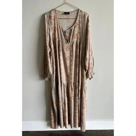 Dress Forum LA Tiered Maxi Dress Prairie Tassel Tie Flowy Floral Boho Brown Sz M - Picture 2 of 9